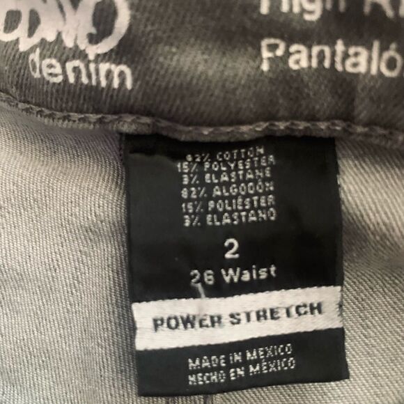 Mossimo Gray Washed High Rise Denim Stretch Shorts Size 26 - Picture 4 of 5